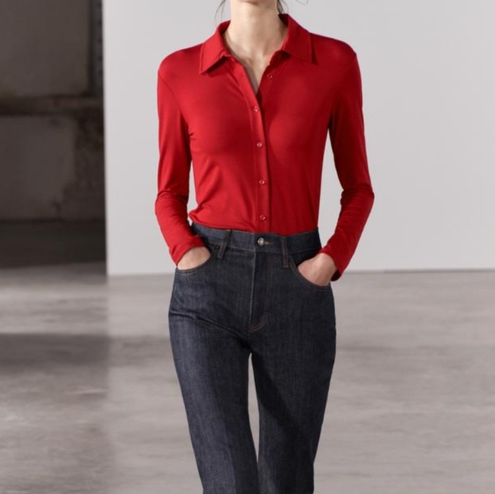 NWT Zara red strechy shirt